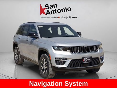 New 2025 Jeep Grand Cherokee Limited RWD image 2