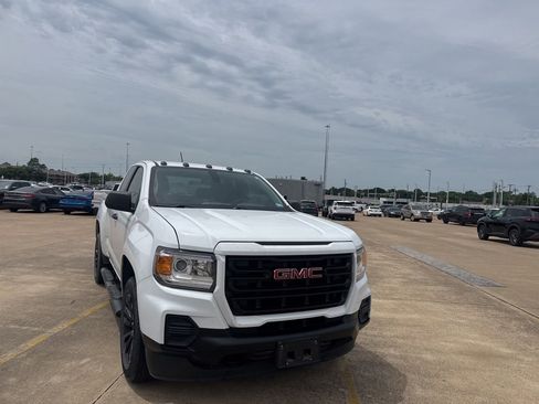 Used 2021 GMC Canyon Elevation Standard w/ Convenience Package RWD image 2