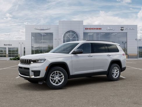 New 2026 Jeep Grand Cherokee L Laredo AWD/4WD image 2