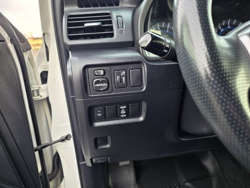 Used 2019 Toyota 4Runner SR5 image 15