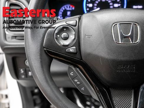 Used 2019 Honda HR-V EX image 15