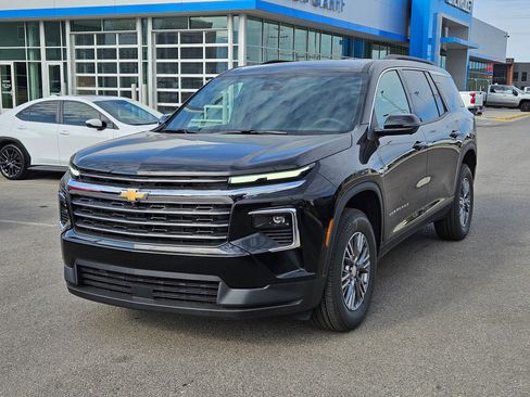 New 2026 Chevrolet Traverse LT w/ Driver Confidence Package image 9