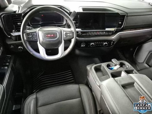 Used 2024 GMC Sierra 1500 SLT RWD image 10