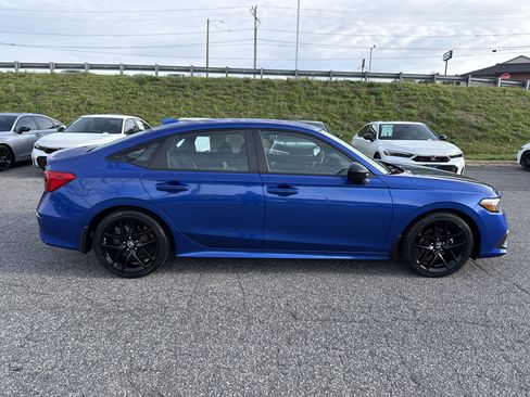 Used 2024 Honda Civic Sport image 11