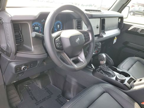 New 2025 Ford Bronco Badlands image 17