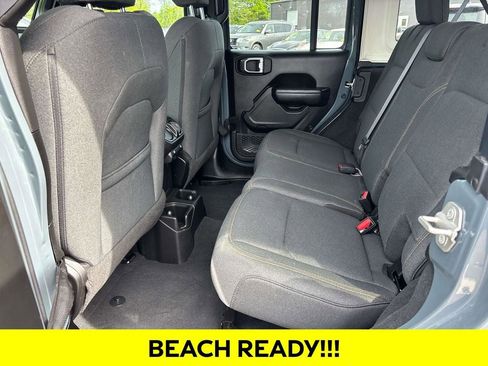 Used 2024 Jeep Wrangler Unlimited Sport AWD/4WD image 12