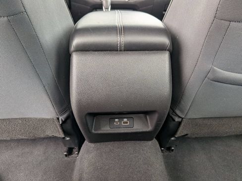 Used 2024 Nissan Altima 2.5 SV FWD image 35
