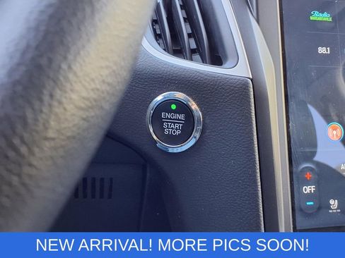 Used 2024 Ford Edge SEL w/ Convenience Package AWD/4WD image 14