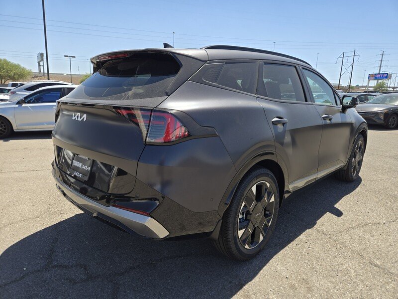 New 2026 Kia Sportage SX FWD image 3