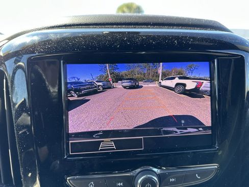 Used 2023 Chevrolet Traverse LT w/ LPO, Floor Liner Package image 22