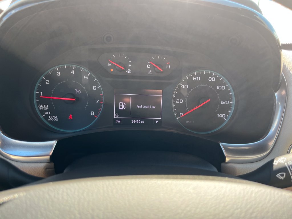 Used 2023 Chevrolet Traverse LS w/ Safety Package FWD image 17