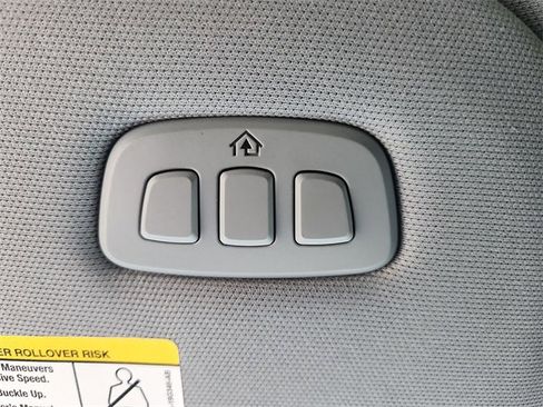 Used 2022 Ford F150 Lariat w/ Max Trailer Tow Package image 31