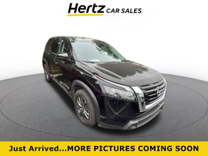 Used 2025 Nissan Pathfinder SV