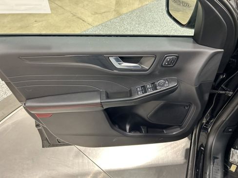 New 2026 Ford Escape ST-Line Select w/ Tech Pack #2 AWD/4WD image 14