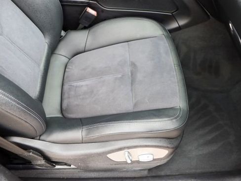 Used 2017 Porsche Macan S image 22