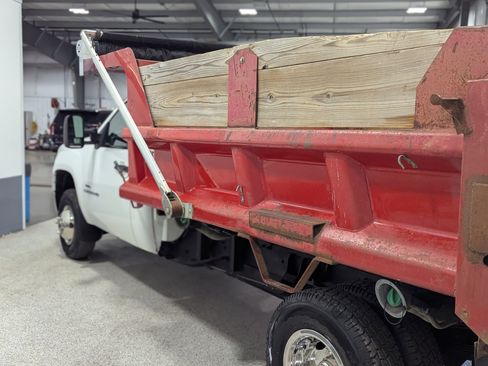 Used 2007 GMC Sierra 3500 W/T image 5