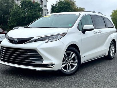 Used 2021 Toyota Sienna Limited