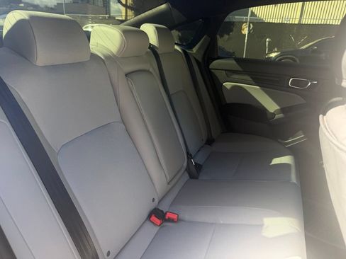 Used 2025 Honda Civic Sport image 13