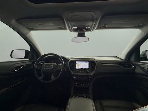 Used 2022 GMC Acadia AT4 image 40