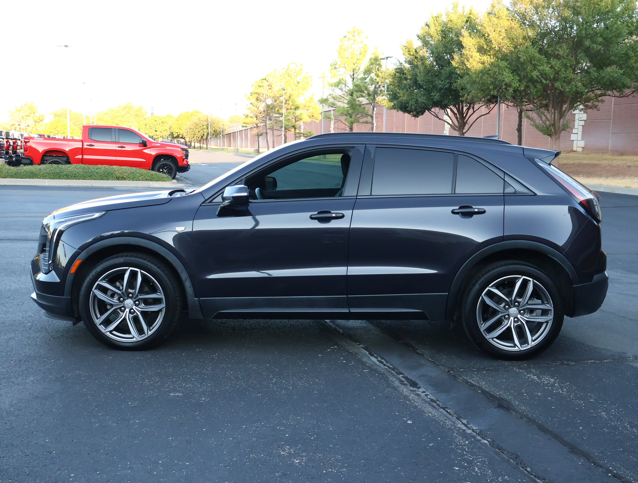 Used 2023 Cadillac XT4 Sport FWD image 34
