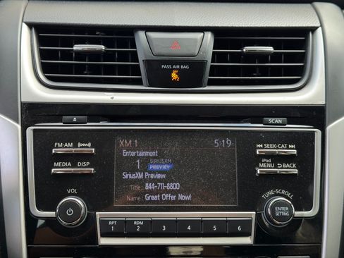 Used 2018 Nissan Altima 2.5 SL FWD image 21