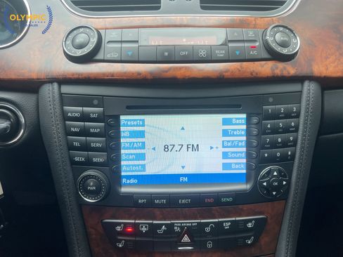 Used 2006 Mercedes-Benz CLS 500 w/ AMG Sport Pkg image 30