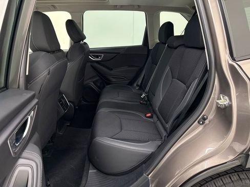 Used 2022 Subaru Forester Premium image 24