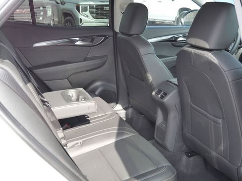 Used 2024 Buick Envision Preferred image 19