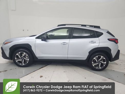 Used 2024 Subaru Crosstrek 2.0i Premium image 5