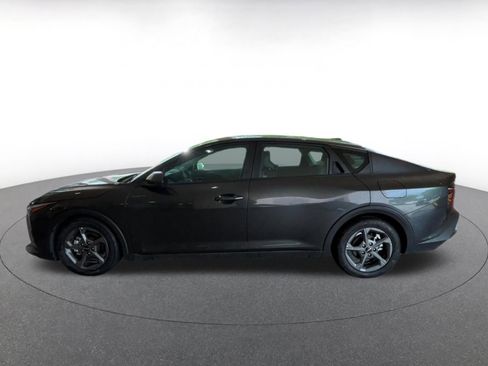 Used 2025 Kia K4 FWD image 8