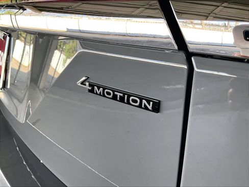 New 2026 Volkswagen Atlas SE image 37