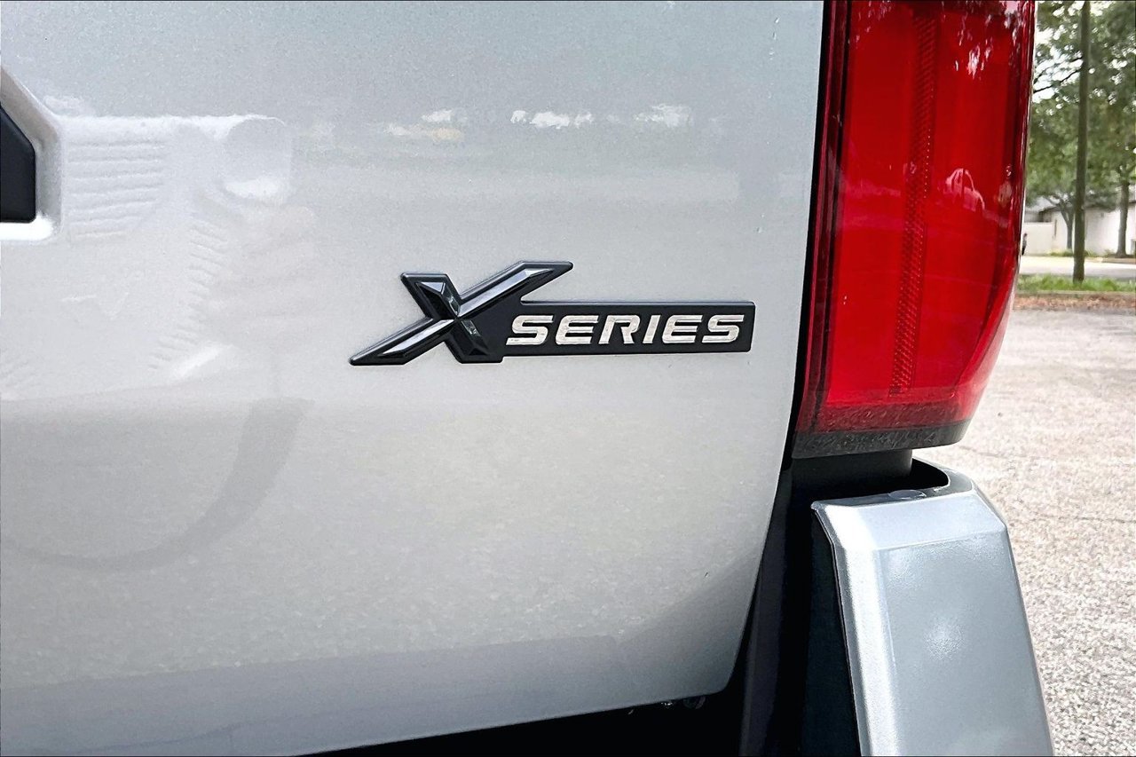 Used 2025 Toyota Tacoma SR5 AWD/4WD image 21