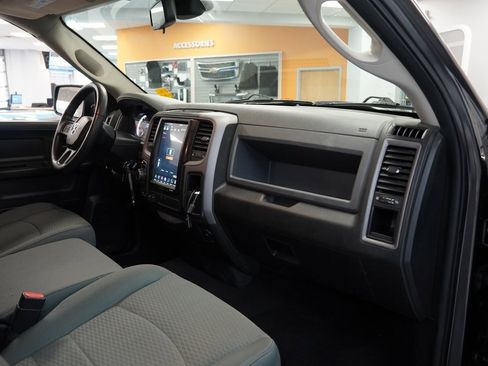 Used 2014 RAM 1500 Express image 32