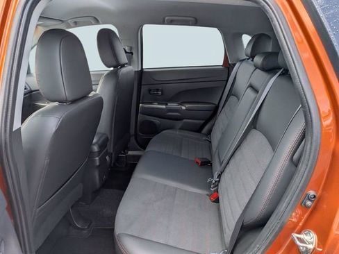 Used 2025 Mitsubishi Outlander Sport SE AWD/4WD image 13