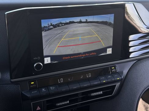 Used 2025 Toyota Camry LE FWD image 22