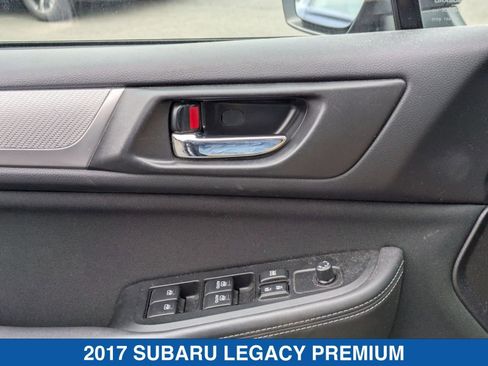 Used 2017 Subaru Legacy 2.5i Premium image 13