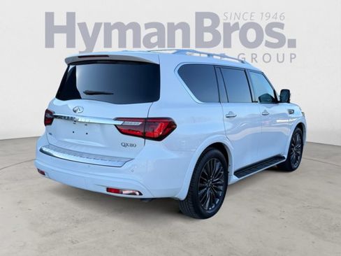 Certified 2024 INFINITI QX80 Sensory w/ Cargo Package AWD/4WD image 3