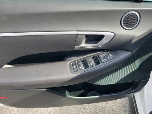 Used 2023 Hyundai Sonata SE FWD image 19