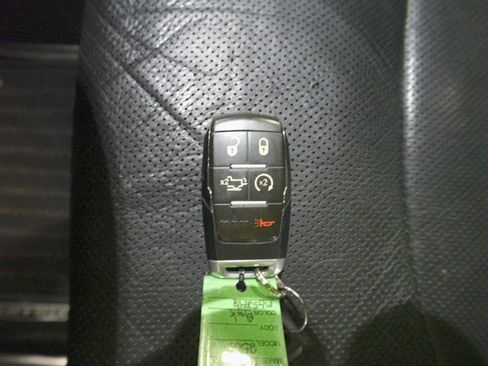 Used 2021 RAM 2500 Limited image 31