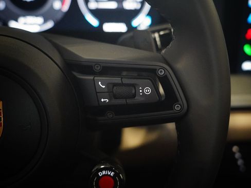 Used 2025 Porsche 911 Carrera image 19