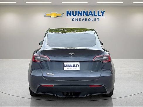 Used 2023 Tesla Model Y Long Range AWD/4WD image 4