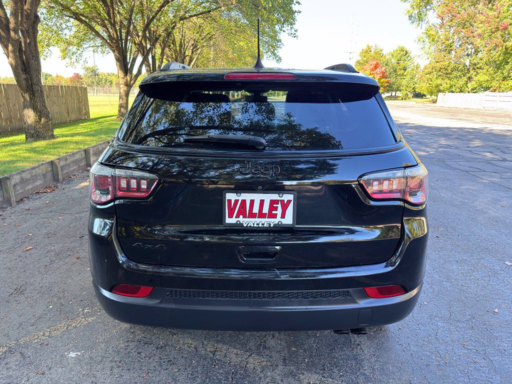 Used 2019 Jeep Compass Latitude AWD/4WD image 8