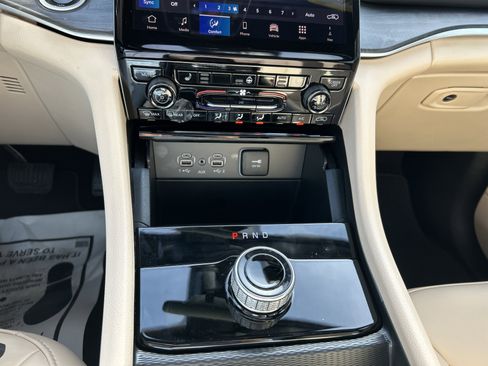 New 2025 Jeep Grand Cherokee Limited w/ Black Appearance Package image 27