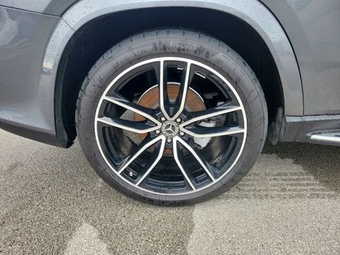 Used 2021 Mercedes-Benz GLS 580 4MATIC image 6