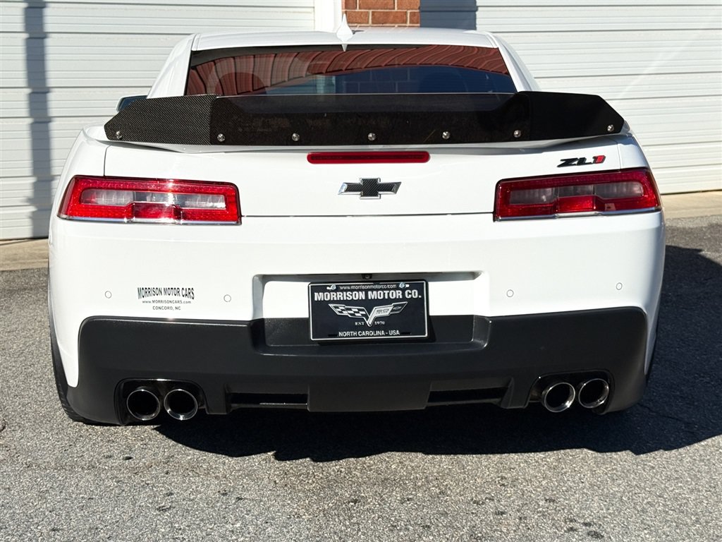 Used 2015 Chevrolet Camaro ZL1 RWD image 20