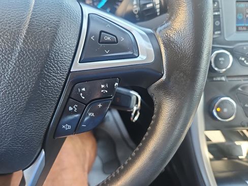 Used 2013 Ford Fusion SE FWD image 28