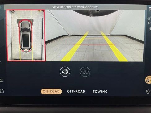 Used 2023 Land Rover Defender 130 SE image 5