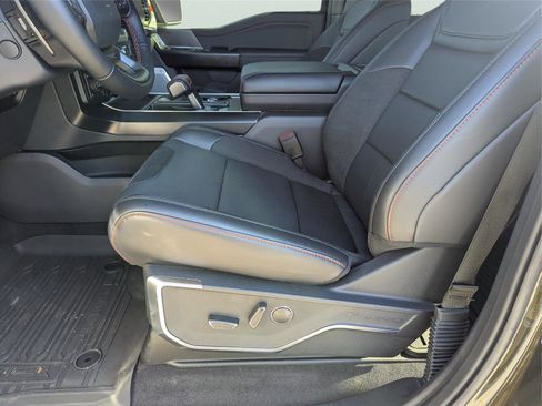 Used 2025 Ford F150 Raptor image 18