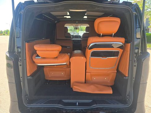 Used 2023 Mercedes-Benz Metris Passenger image 17
