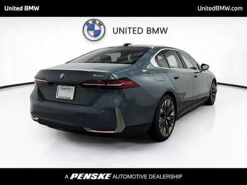 Certified 2026 BMW 530i RWD image 5